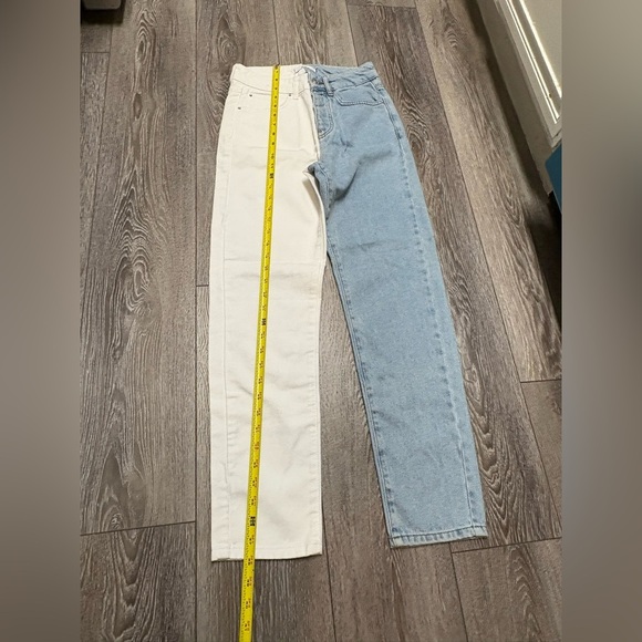Afila Two-Tone Blue and White Women Jeans - Picture 3 of 9